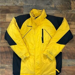 Vintage Columbia Yellow and Black Ski Jacket Weather-Resistant High Collar
